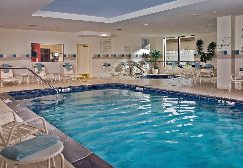 Courtyard Long Island Macarthur Airport Ронконкома Экстерьер фото